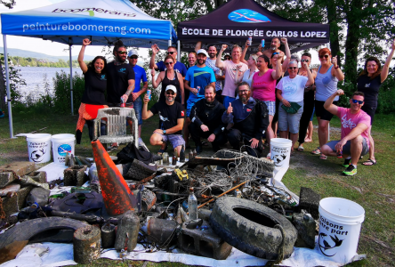 Volunteer divers remove 1,000 pounds of trash from Brome Lake